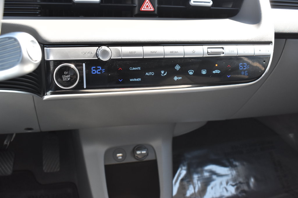 Used 2024 Hyundai Ioniq 5 SEL AWD/4WD image 17