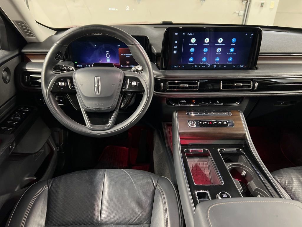 Certified 2025 Lincoln Aviator Reserve w/ Illumination Package AWD/4WD image 8