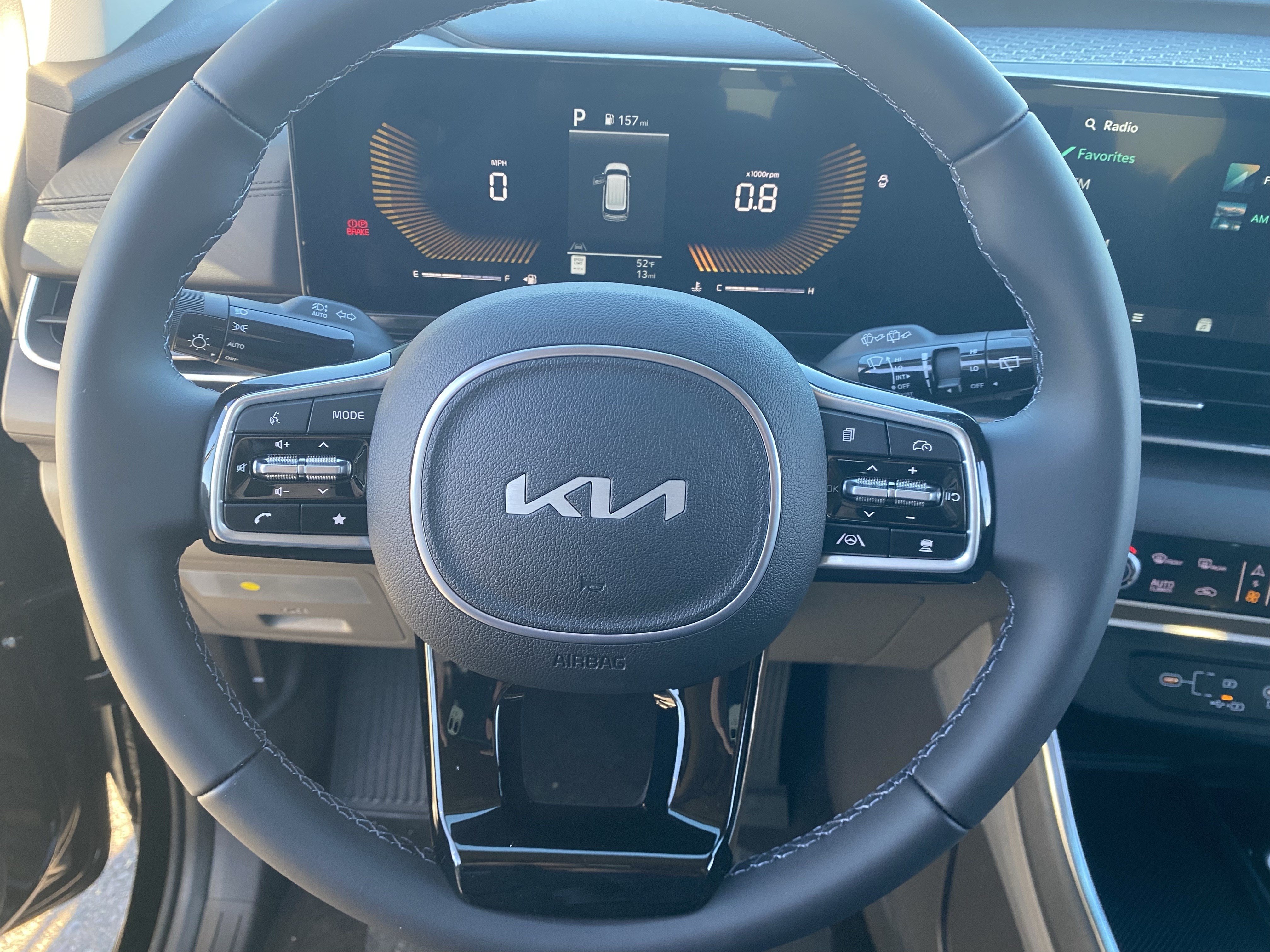 New 2026 Kia Carnival EX FWD image 21