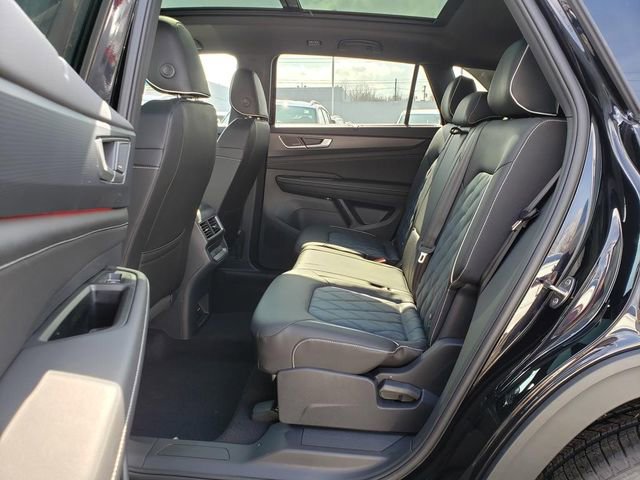 New 2026 Volkswagen Atlas Cross Sport SEL Premium R-Line image 8