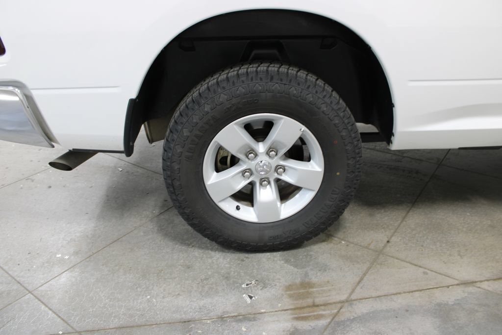 Used 2024 RAM 1500 Classic SLT AWD/4WD image 34