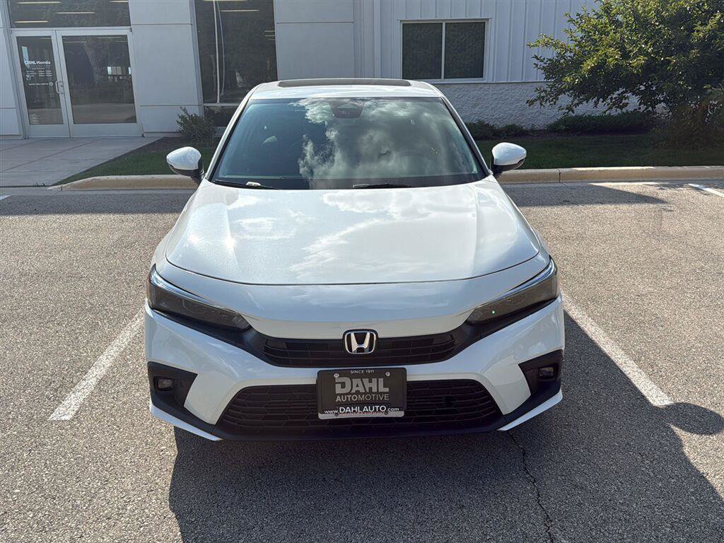 Used 2024 Honda Civic Touring image 2
