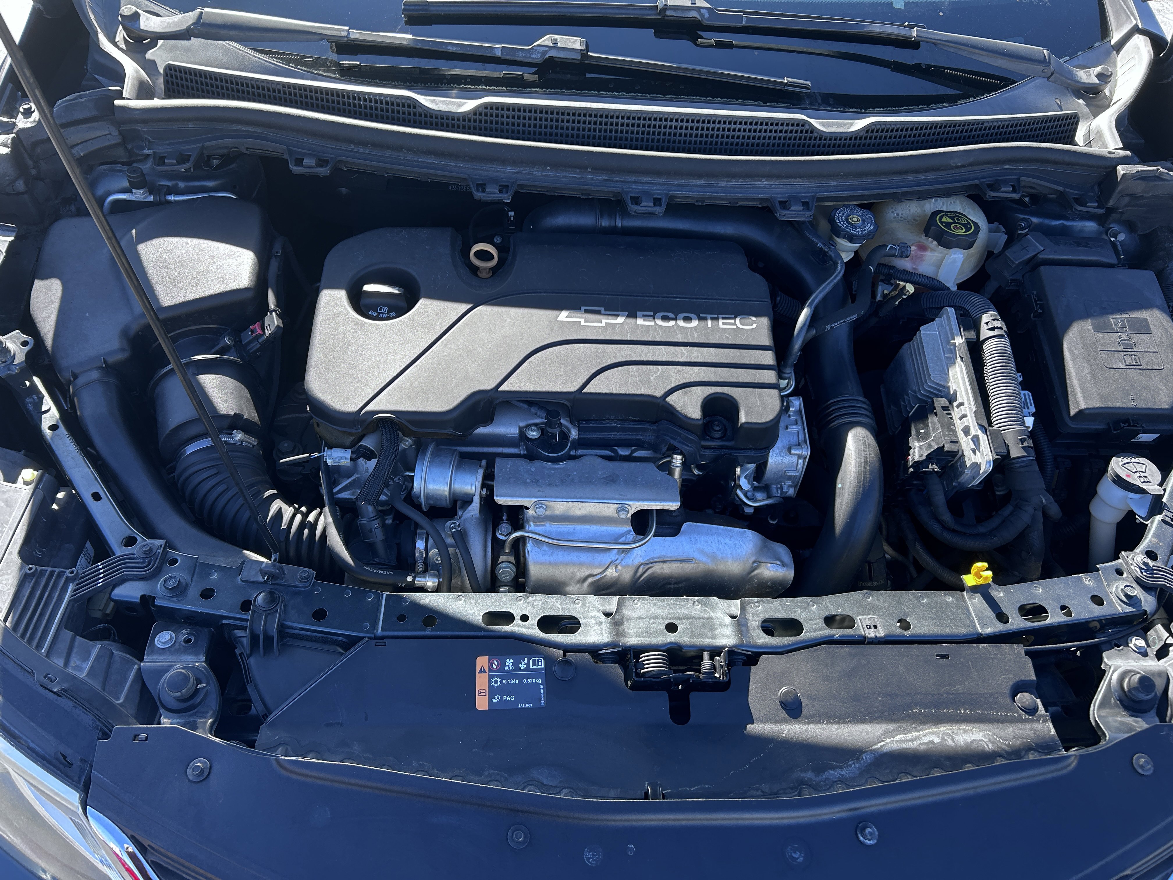 Used 2017 Chevrolet Cruze LT w/ Sun And Sound Package image 23