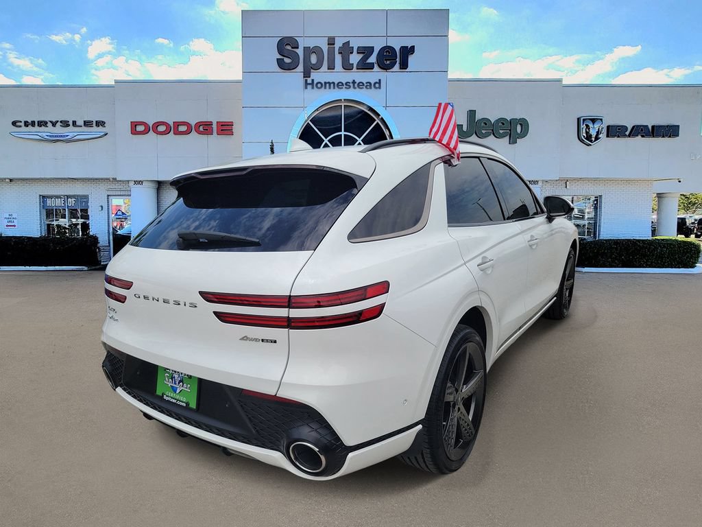 Used 2025 Genesis GV70 3.5T Sport w/ Sport Advanced Package AWD/4WD image 2