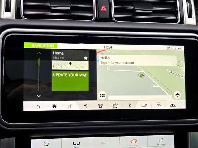 Used 2020 Land Rover Range Rover HSE image 12