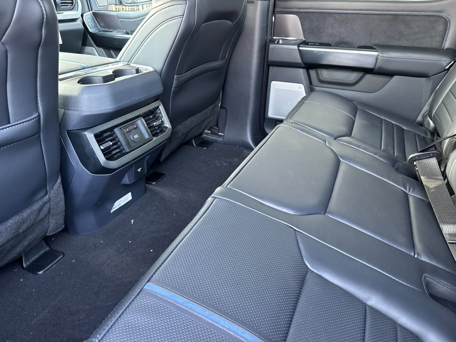 New 2026 Ford F250 Platinum image 12