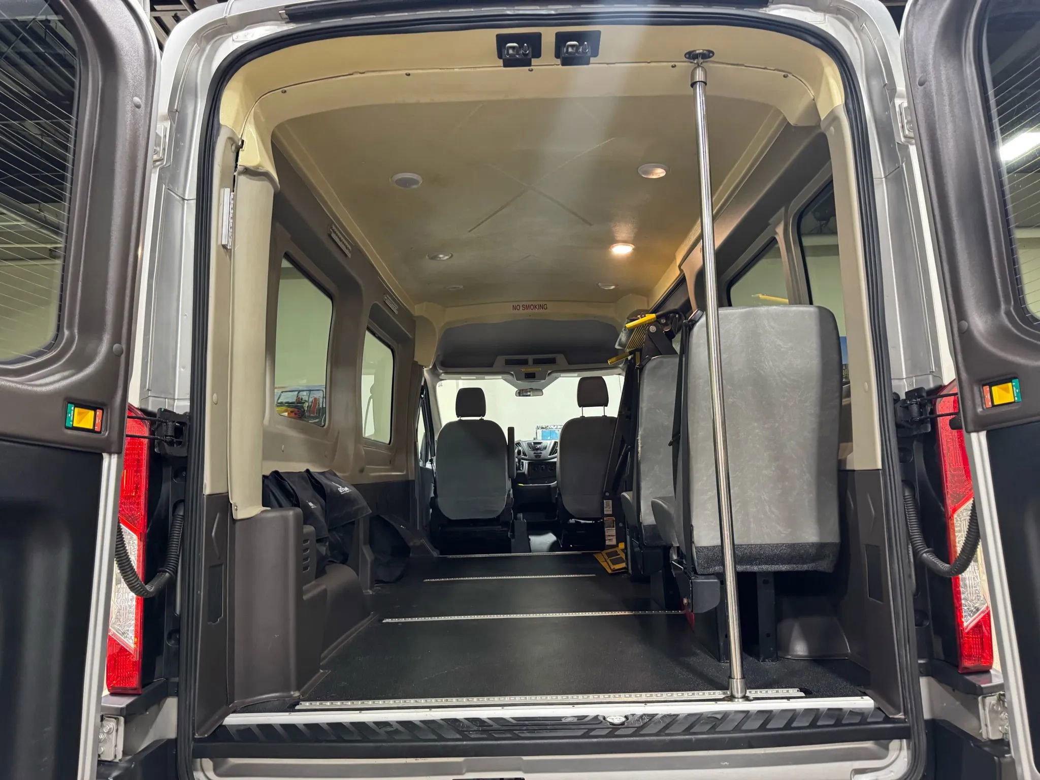 Used 2015 Ford Transit 350 148 Medium Roof image 30