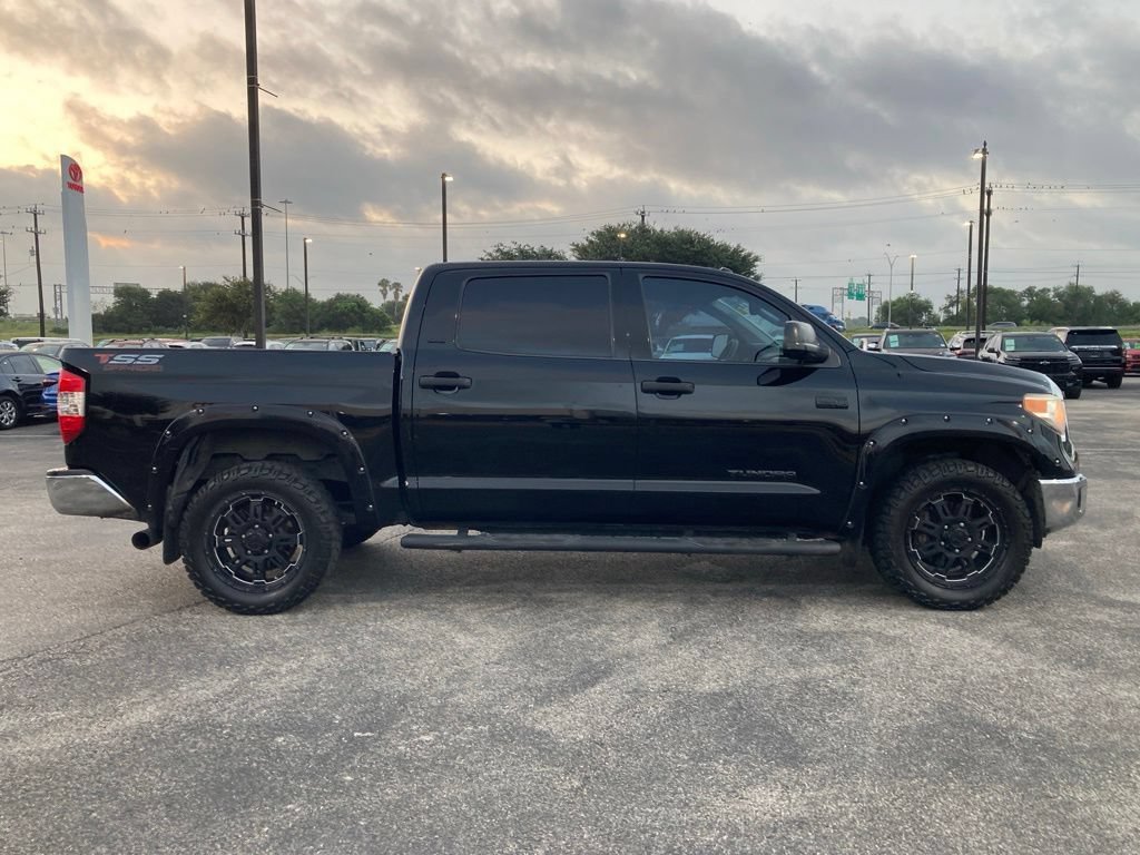 Used 2017 Toyota Tundra SR5 w/ SR5 Upgrade Package RWD image 4