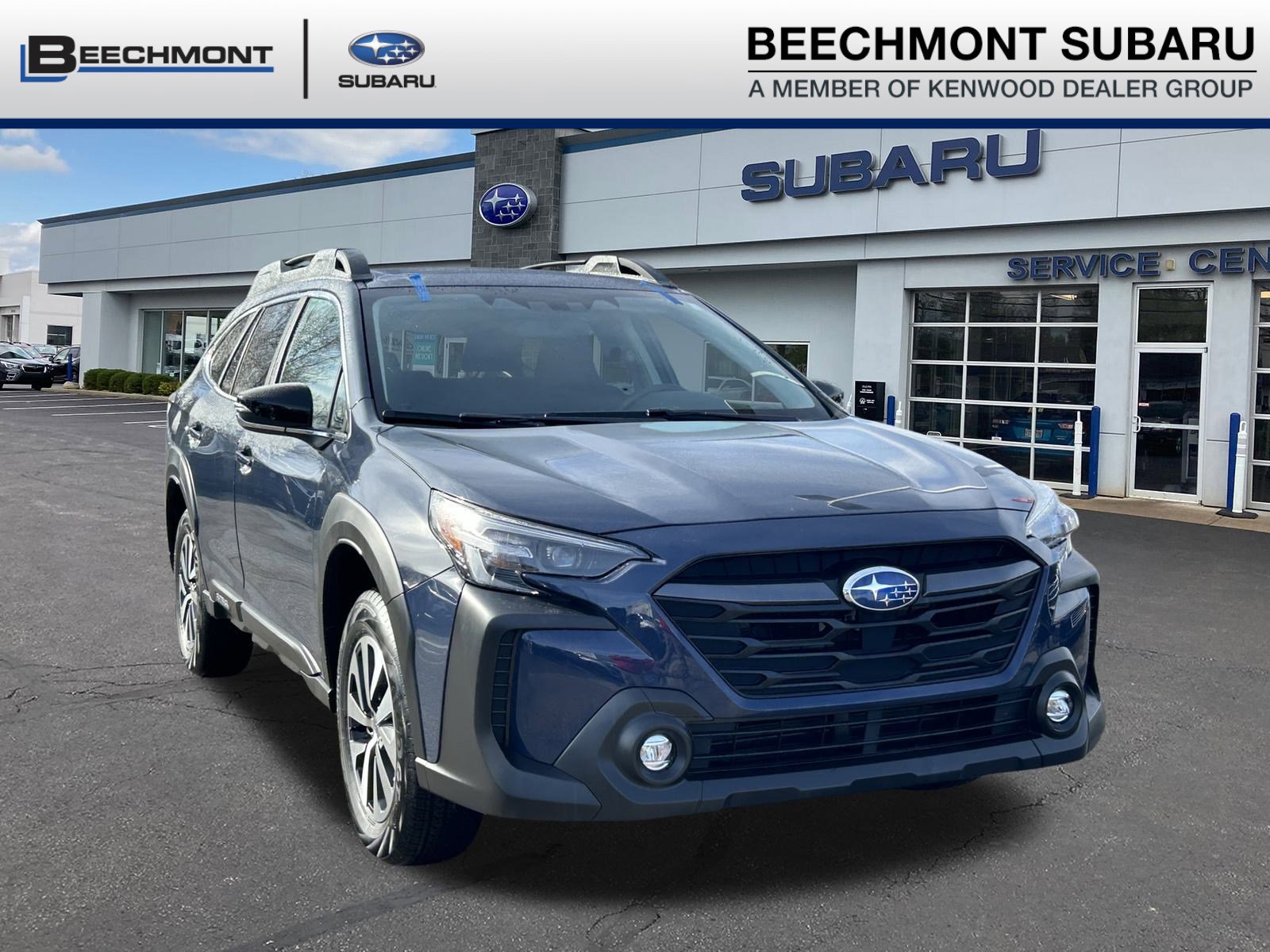 Used 2025 Subaru Outback Premium image 1