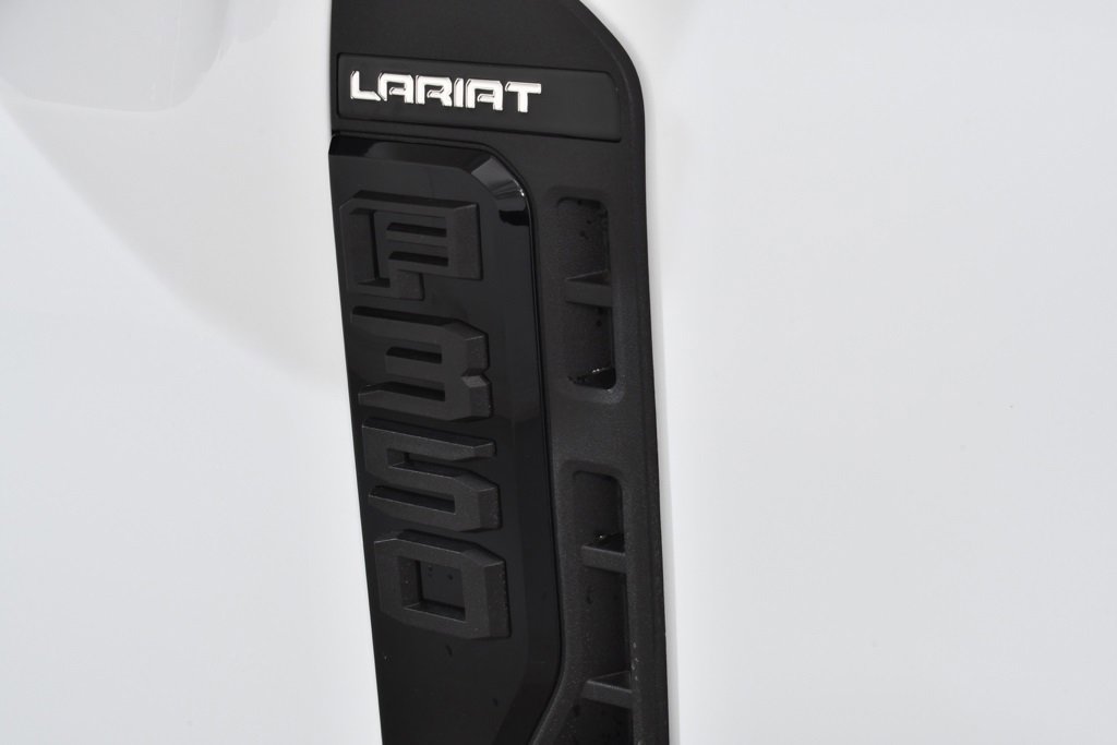 New 2026 Ford F350 Lariat w/ Black Appearance Package image 21