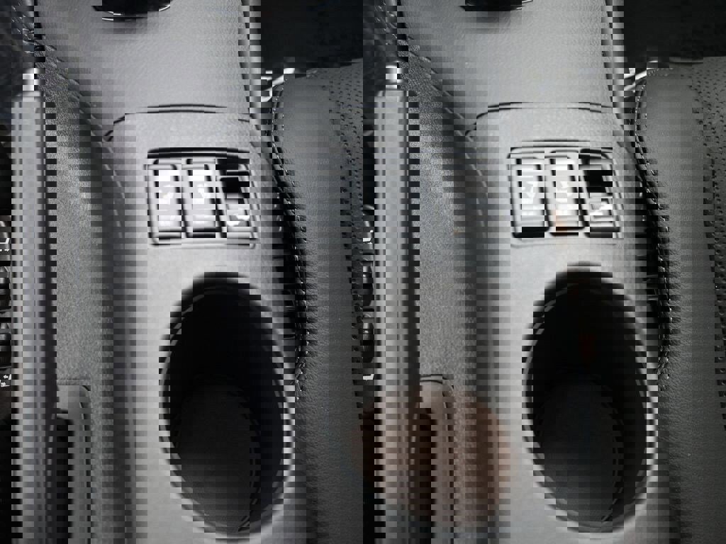 New 2025 Nissan Z Performance w/ Floor Mat Package image 19