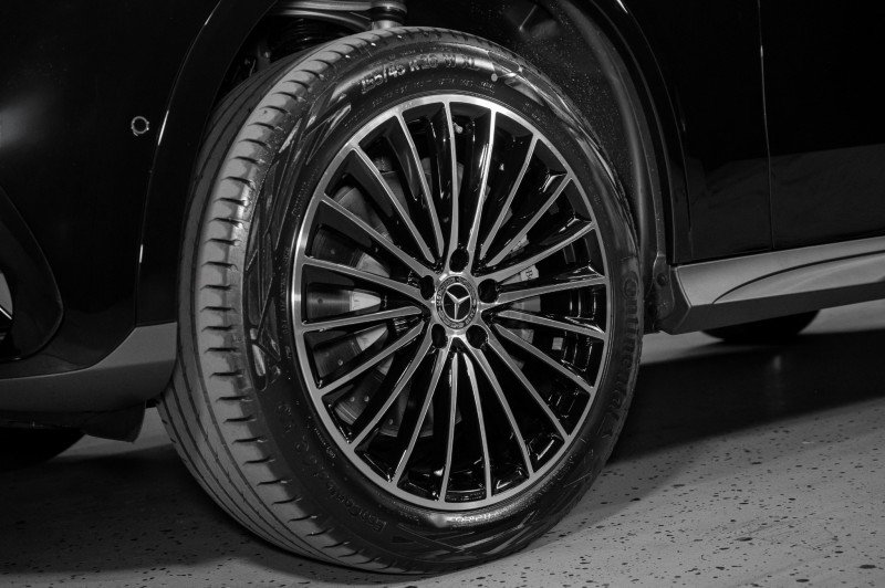 New 2026 Mercedes-Benz GLC 300 4MATIC image 30