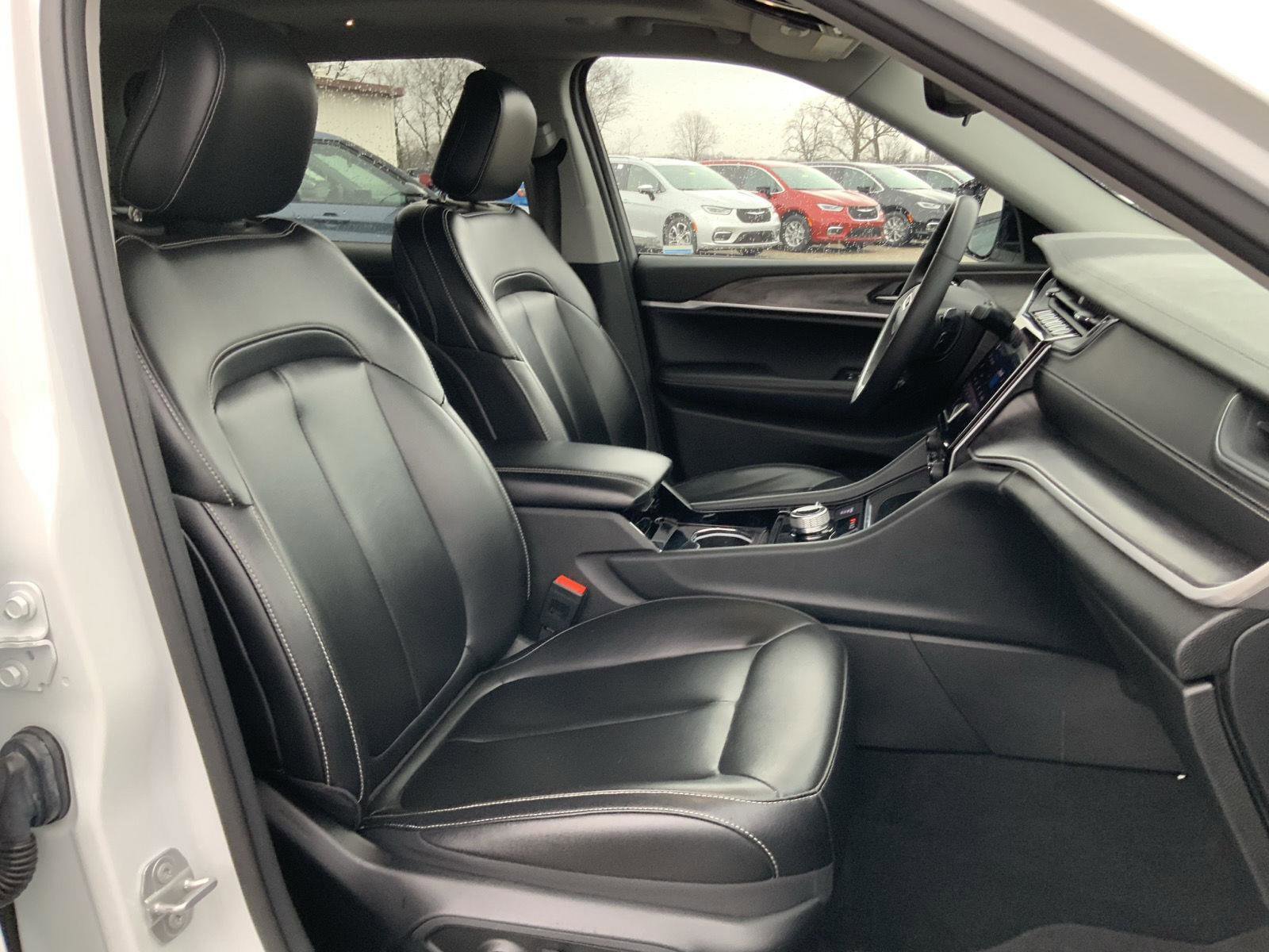 Used 2023 Jeep Grand Cherokee L Limited image 66