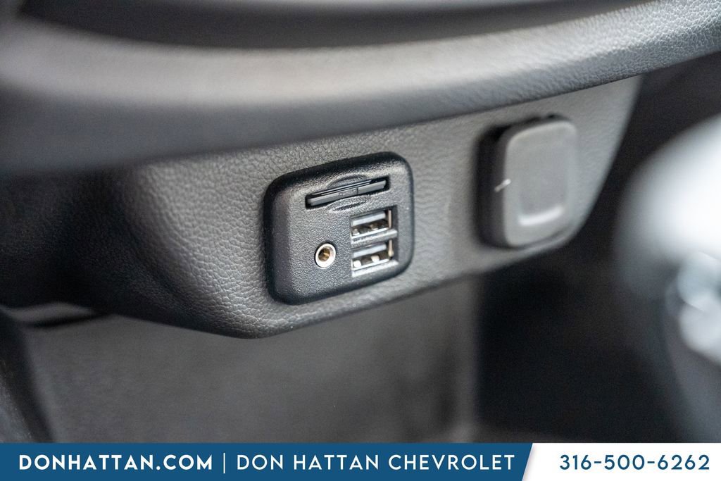 Used 2023 Chevrolet Traverse High Country image 11