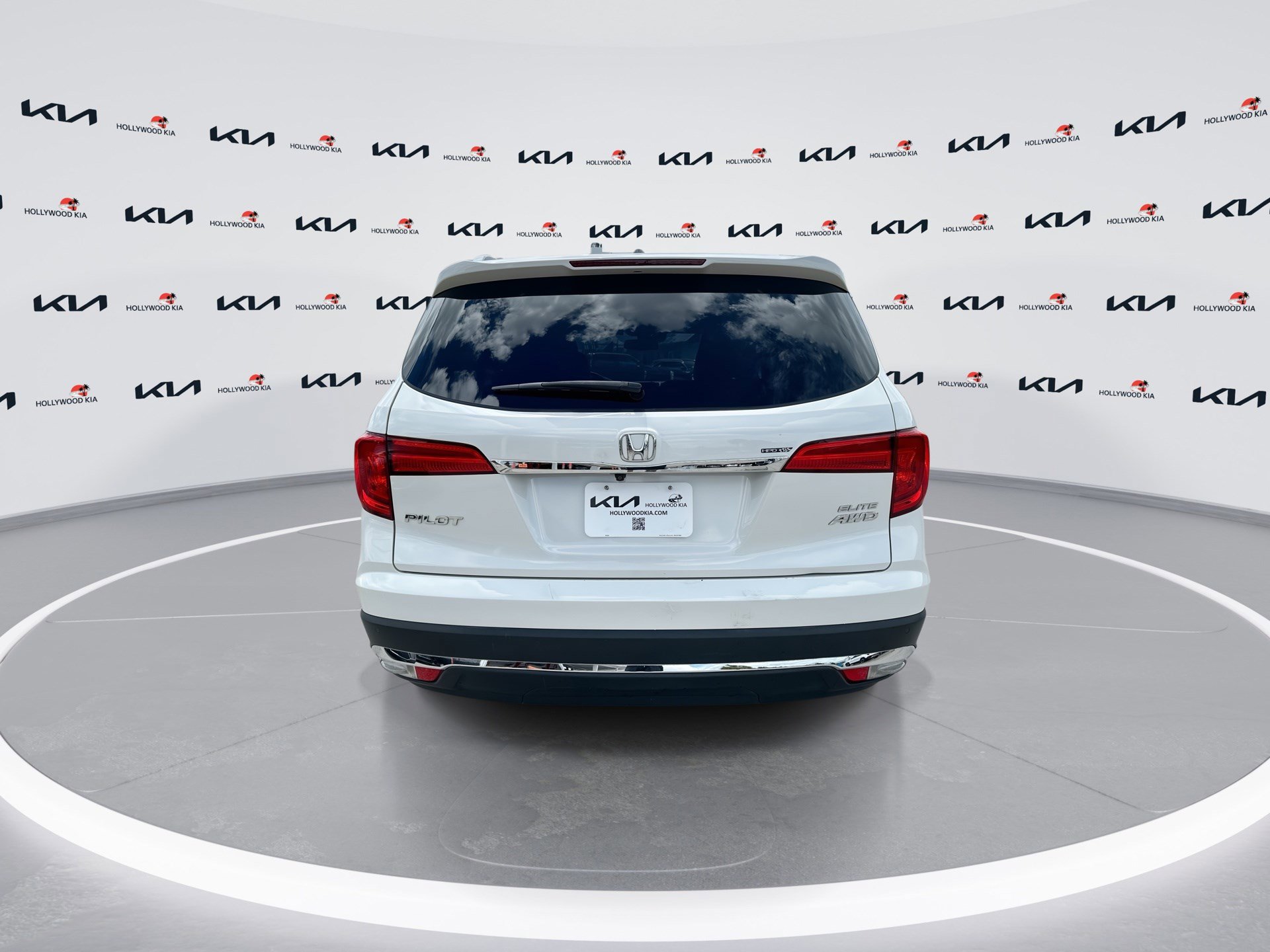 Used 2018 Honda Pilot Elite image 7