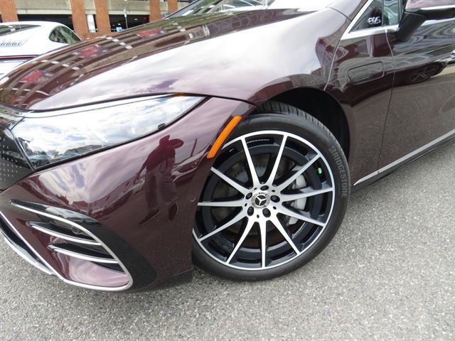 Used 2024 Mercedes-Benz EQS 580 4MATIC Sedan w/ Executive Interior Package image 27
