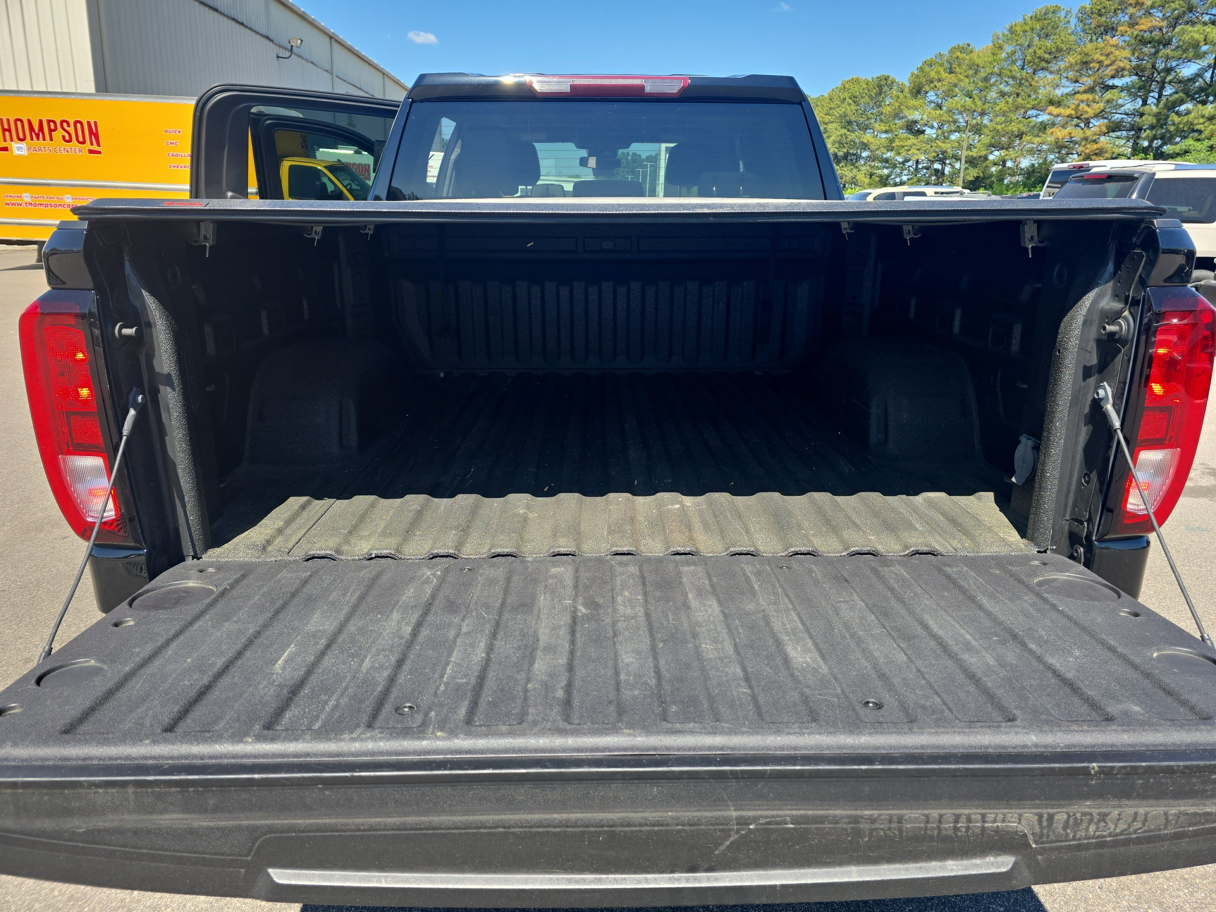 Used 2024 GMC Sierra 1500 Elevation w/ LPO, Elevation Black Package AWD/4WD image 12