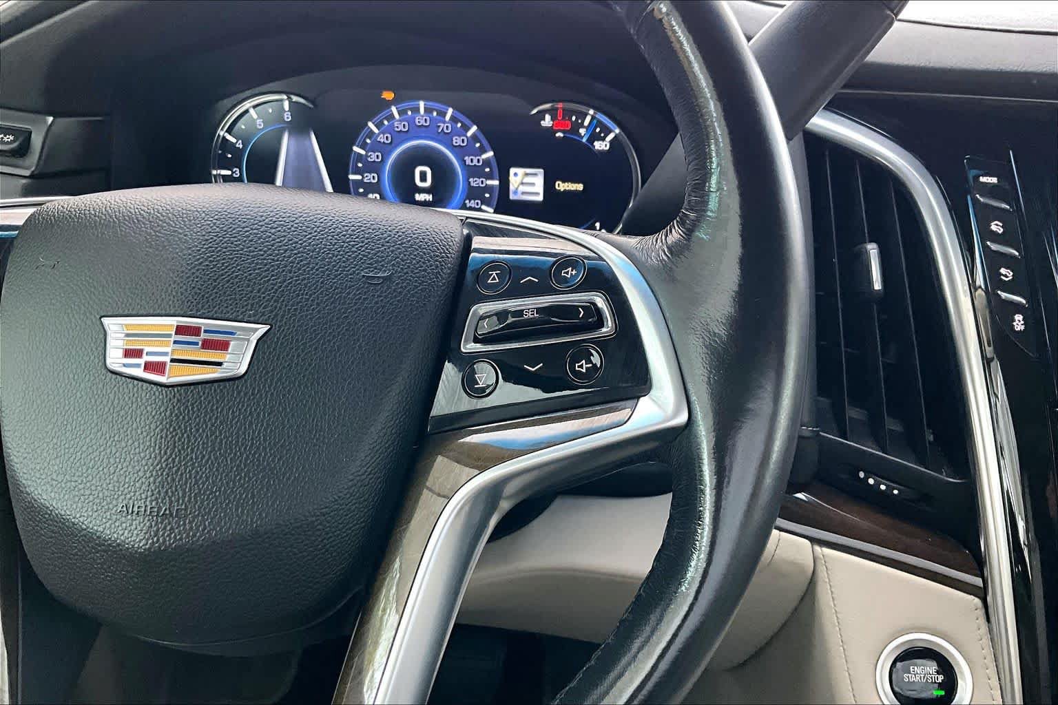 Used 2019 Cadillac Escalade ESV Premium Luxury RWD image 25