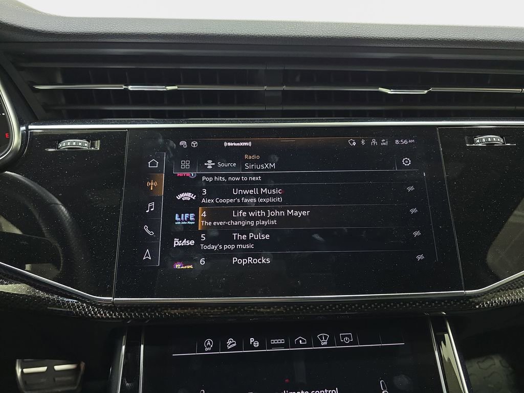 Used 2023 Audi SQ7 Prestige AWD/4WD image 24