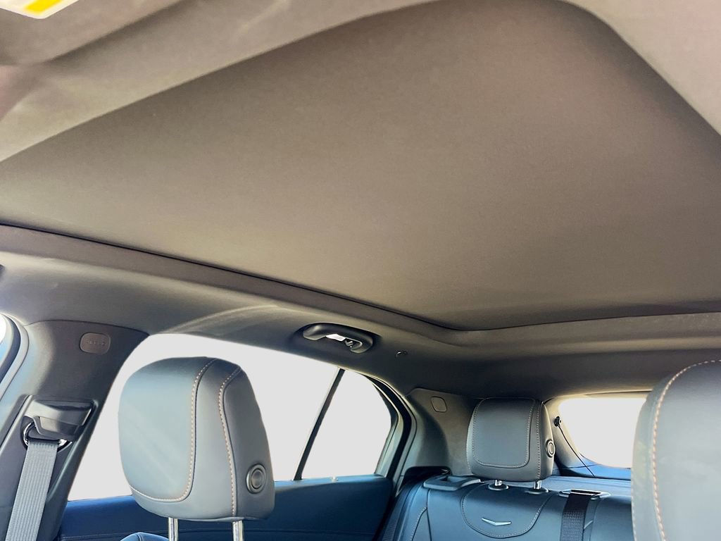 Used 2023 Cadillac XT4 Sport FWD image 22