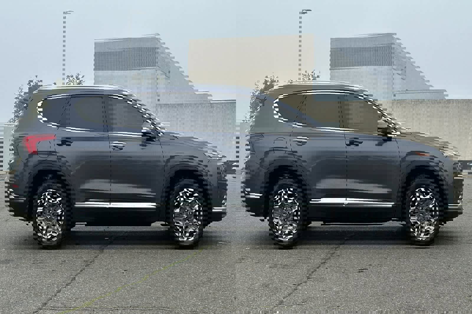 Used 2023 Hyundai Santa Fe Limited image 6