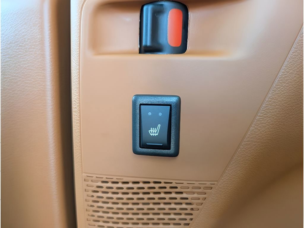 New 2026 Chrysler Pacifica Pinnacle image 36