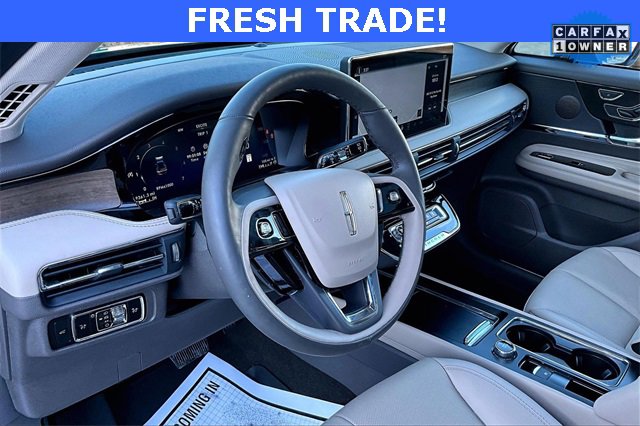 Used 2023 Lincoln Corsair Reserve w/ Equipment Group 201A image 15