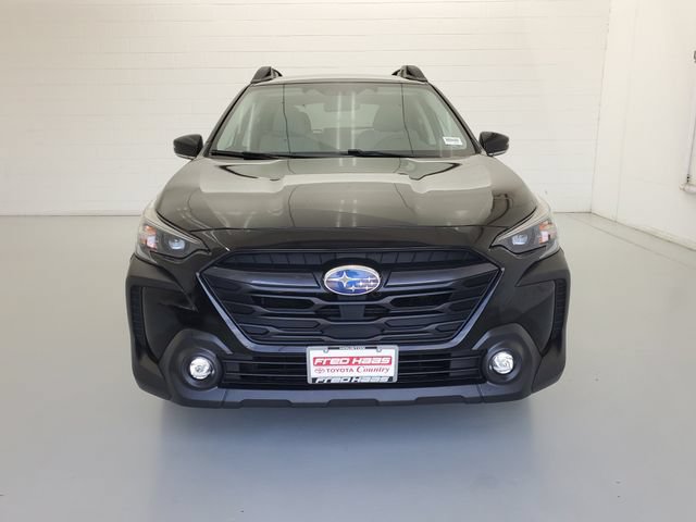 Used 2024 Subaru Outback Premium AWD/4WD image 3