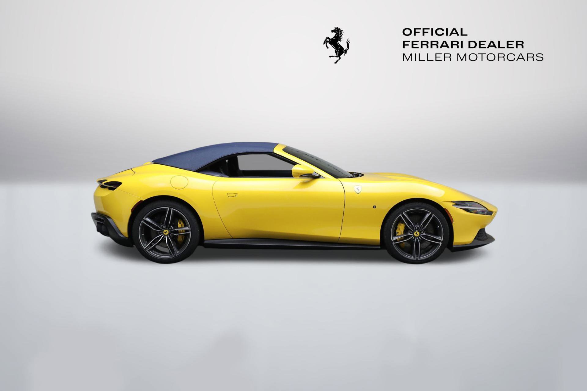 Certified 2025 Ferrari Roma Spider image 33