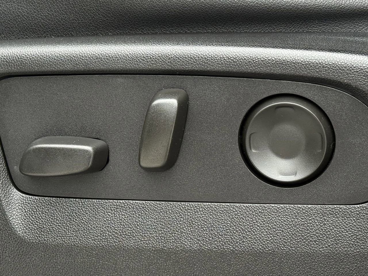 Certified 2023 Chevrolet Suburban Premier image 23
