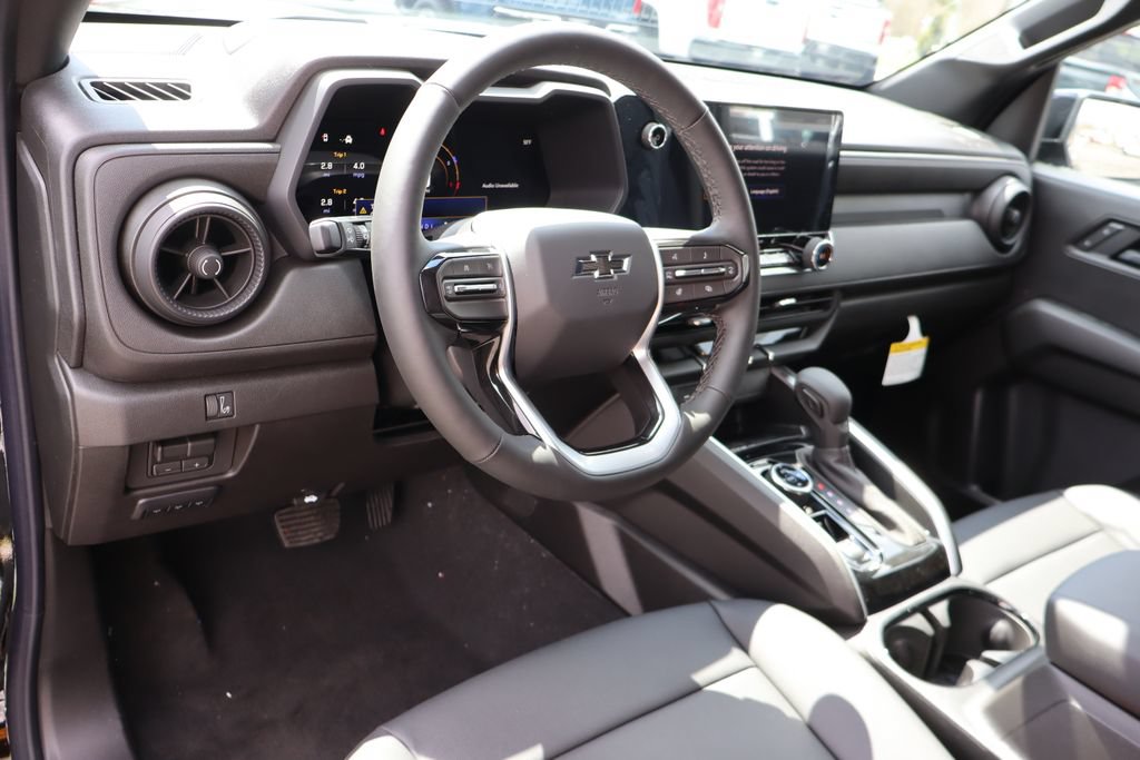 New 2026 Chevrolet Colorado Trail Boss w/ Midnight Edition AWD/4WD image 5