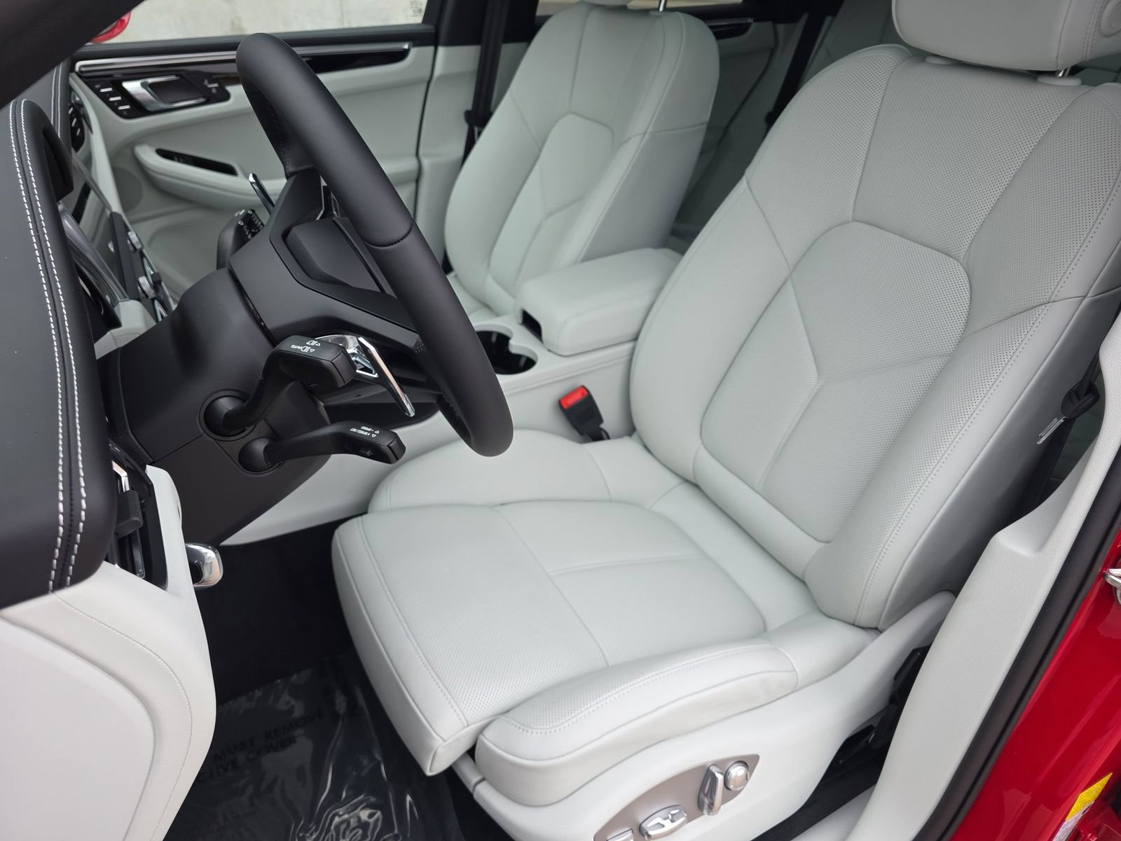 New 2026 Porsche Macan S AWD/4WD image 5