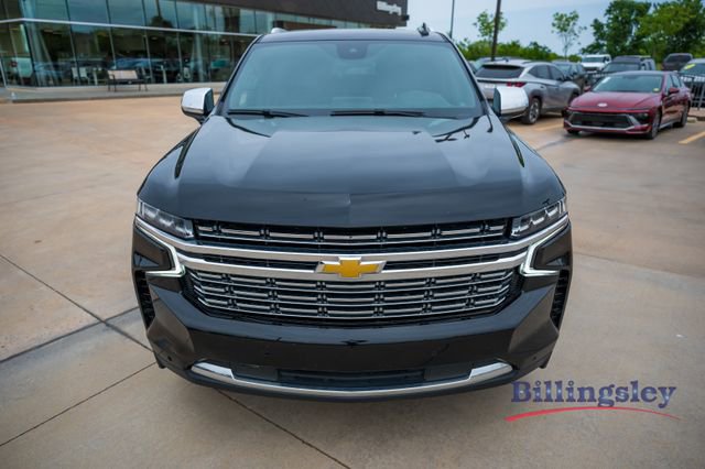 Used 2023 Chevrolet Suburban Premier RWD image 8