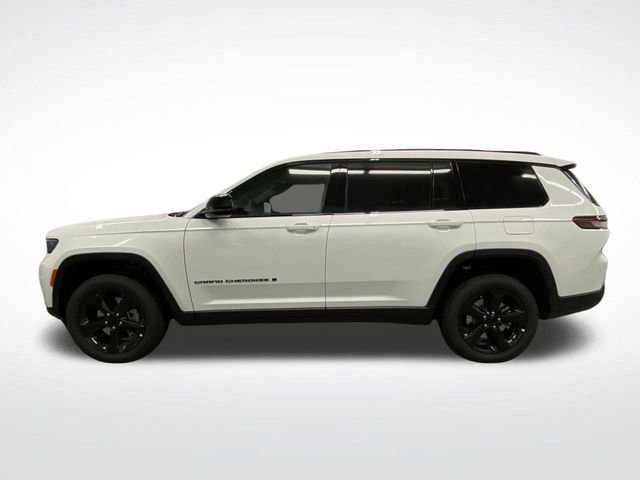 New 2025 Jeep Grand Cherokee L Limited w/ Black Appearance Package image 12
