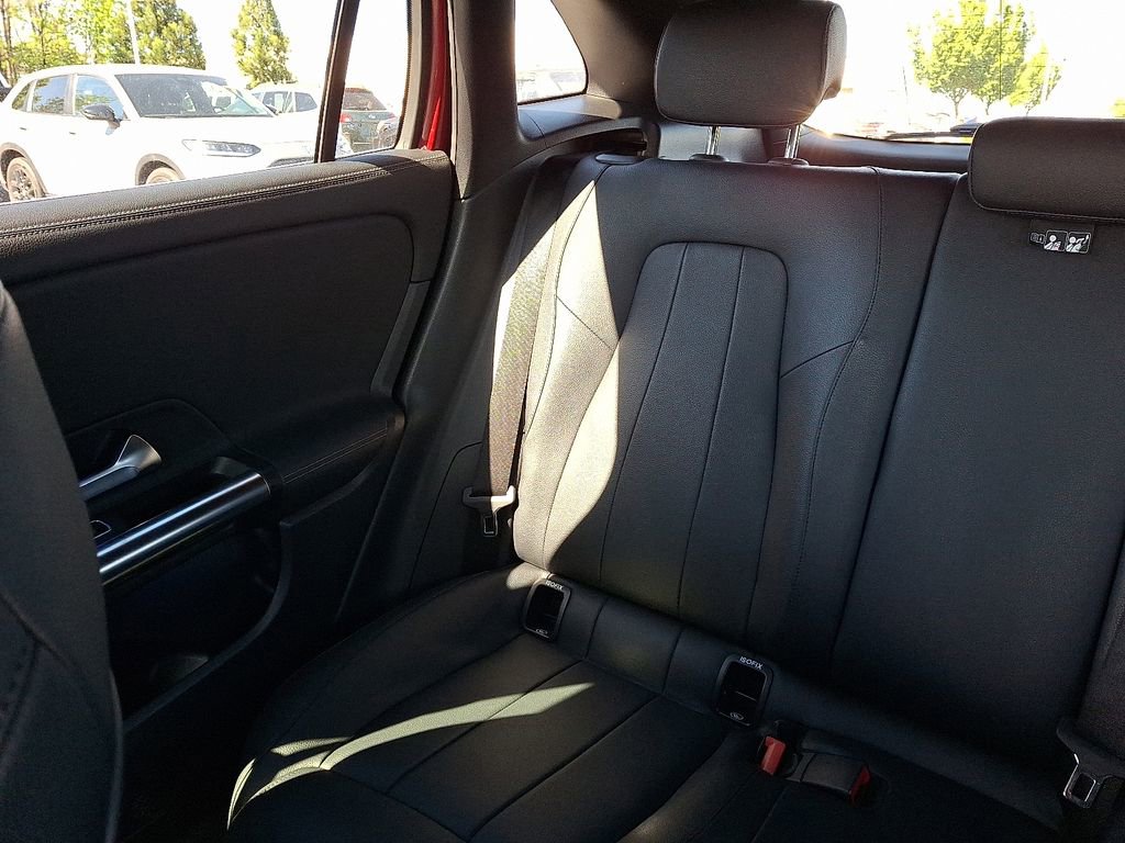 Used 2022 Mercedes-Benz GLA 250 4MATIC image 18
