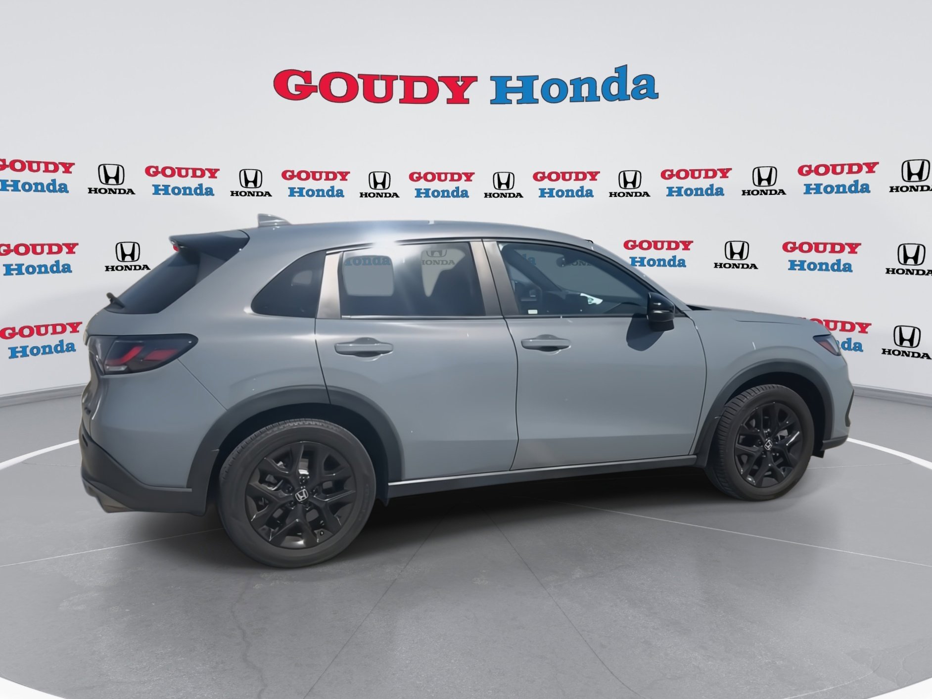 Used 2024 Honda HR-V Sport image 9