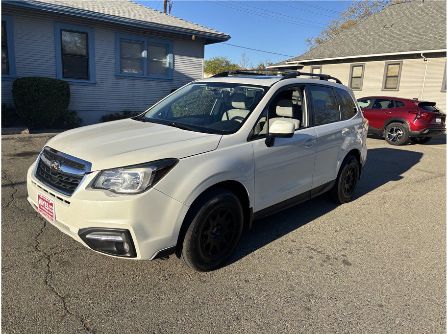 Used 2018 Subaru Forester 2.5i Premium AWD/4WD image 3