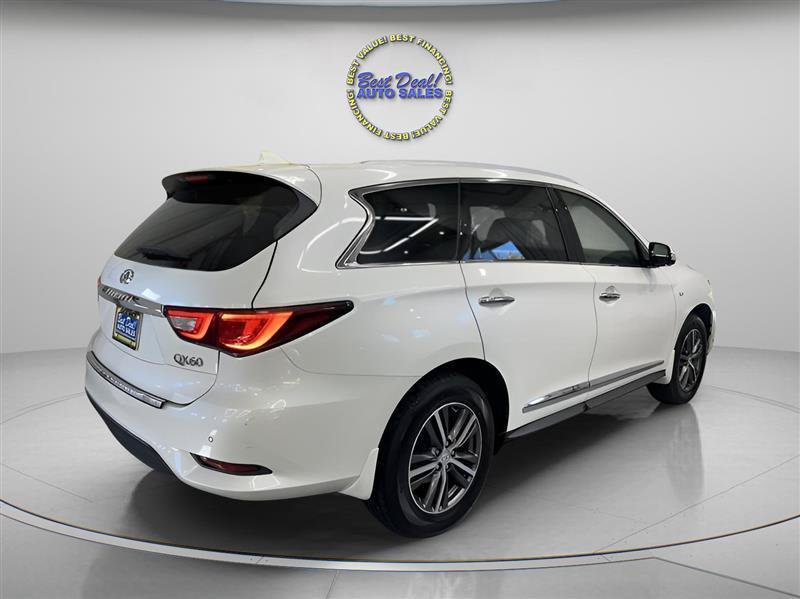 Used 2018 INFINITI QX60 Luxe w/ Premium Plus Package AWD/4WD image 4