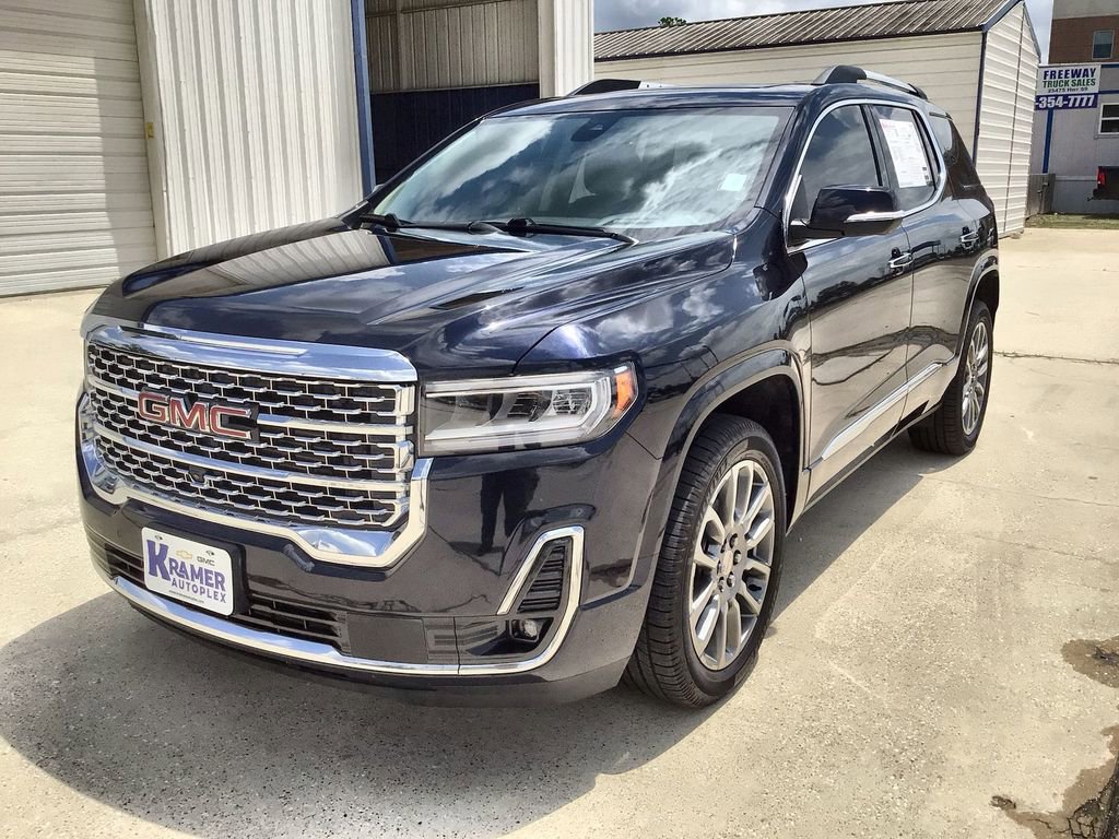 Used 2022 GMC Acadia Denali w/ Denali Ultimate Package FWD image 9