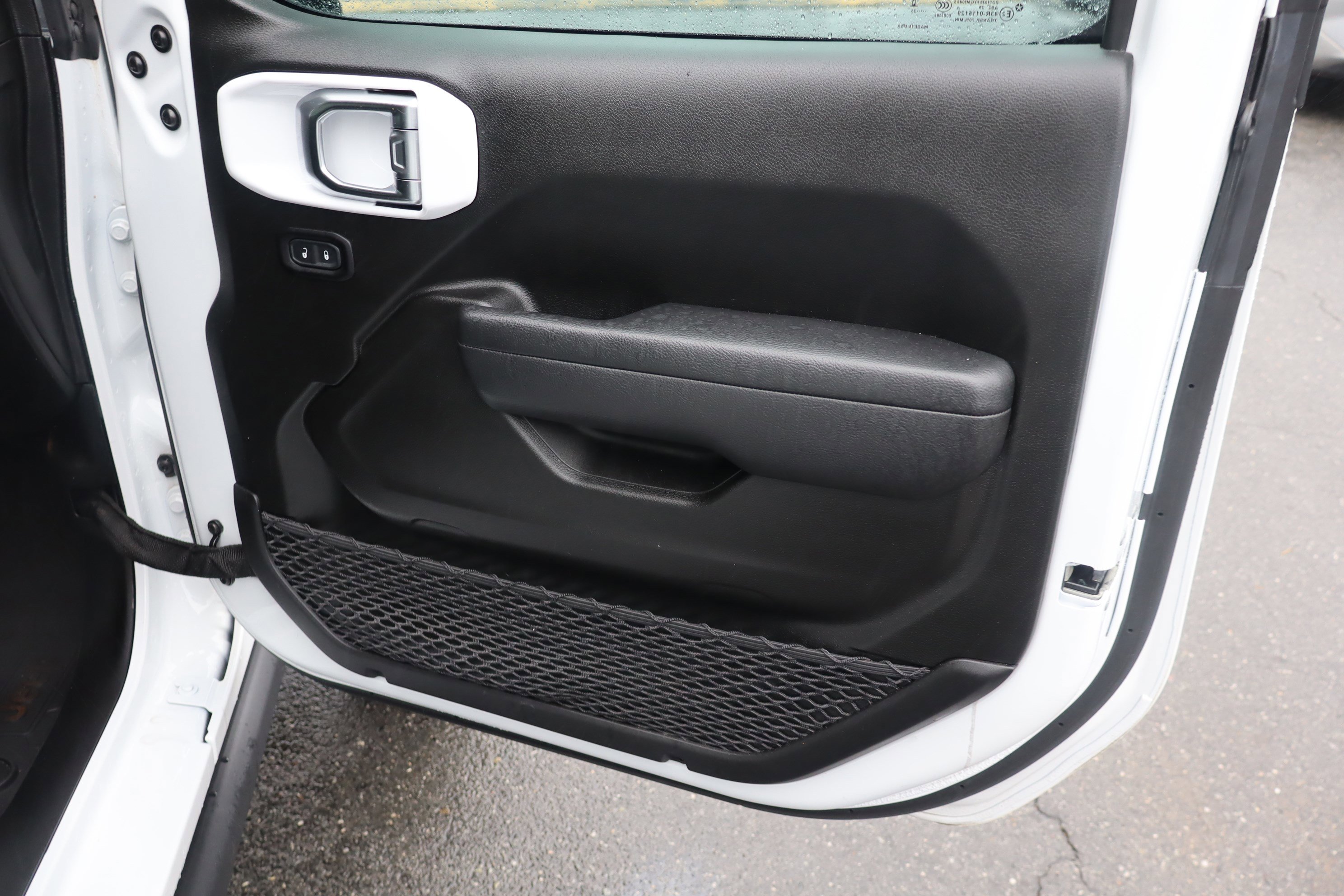 Used 2025 Jeep Gladiator Sport image 34