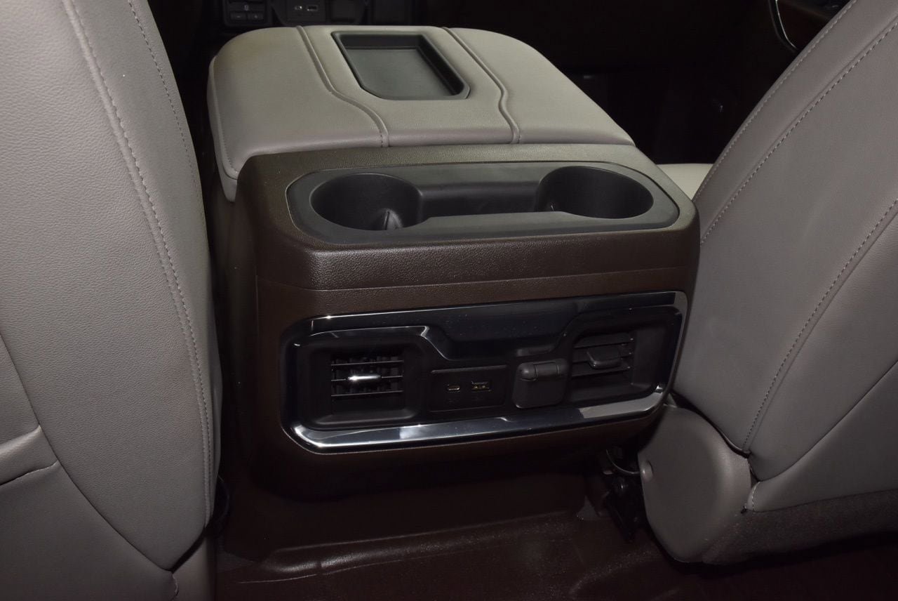 Used 2022 GMC Sierra 2500 SLT w/ SLT Premium Package AWD/4WD image 18