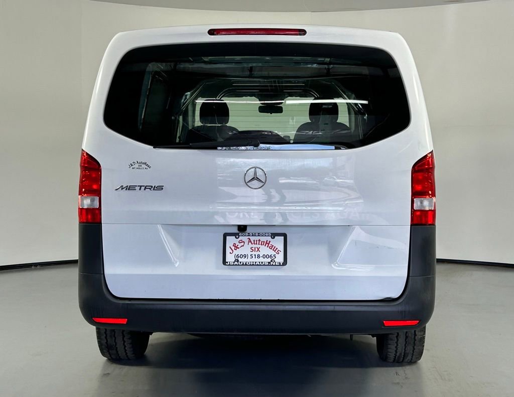 Used 2022 Mercedes-Benz Metris image 6