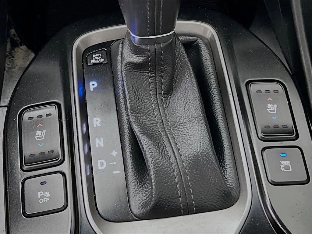 Used 2019 Hyundai Santa Fe XL w/ Cargo Package FWD image 22