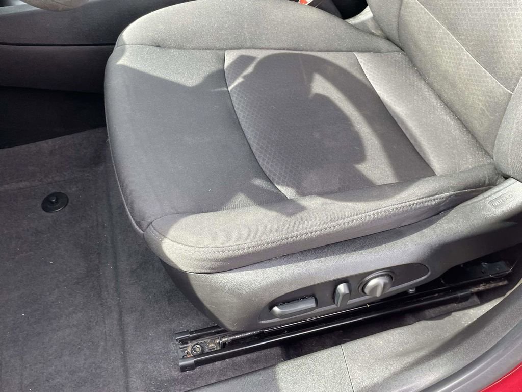 Used 2020 Chevrolet Malibu LT FWD image 13