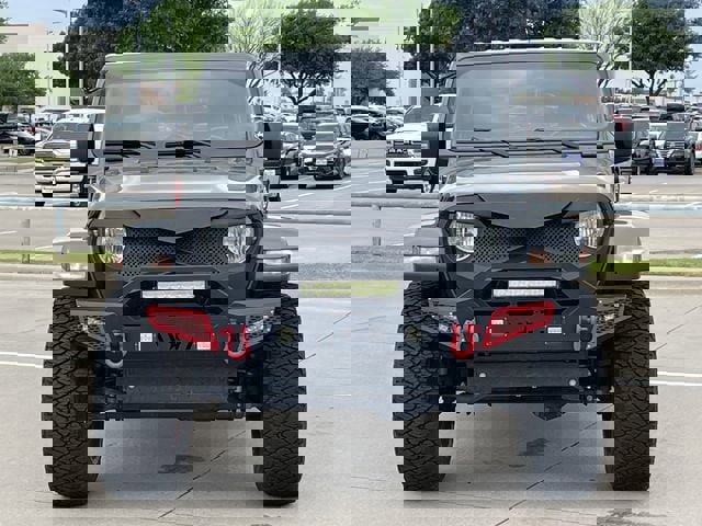 Used 2020 Jeep Wrangler Unlimited Sahara image 6