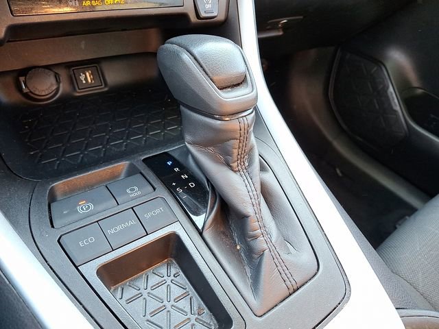 Used 2025 Toyota RAV4 XLE image 15