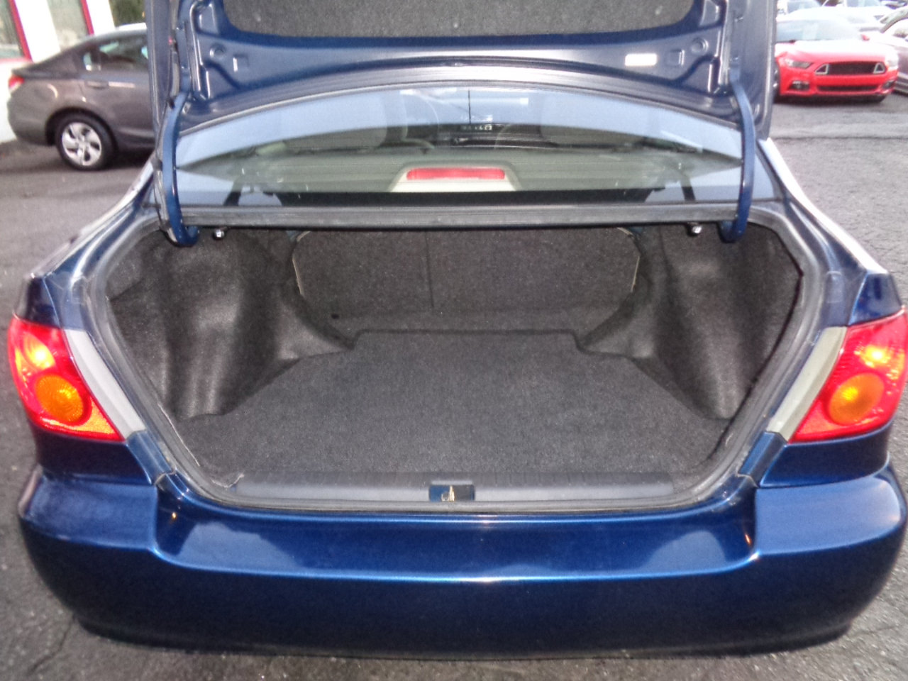 Used 2004 Toyota Corolla LE image 24