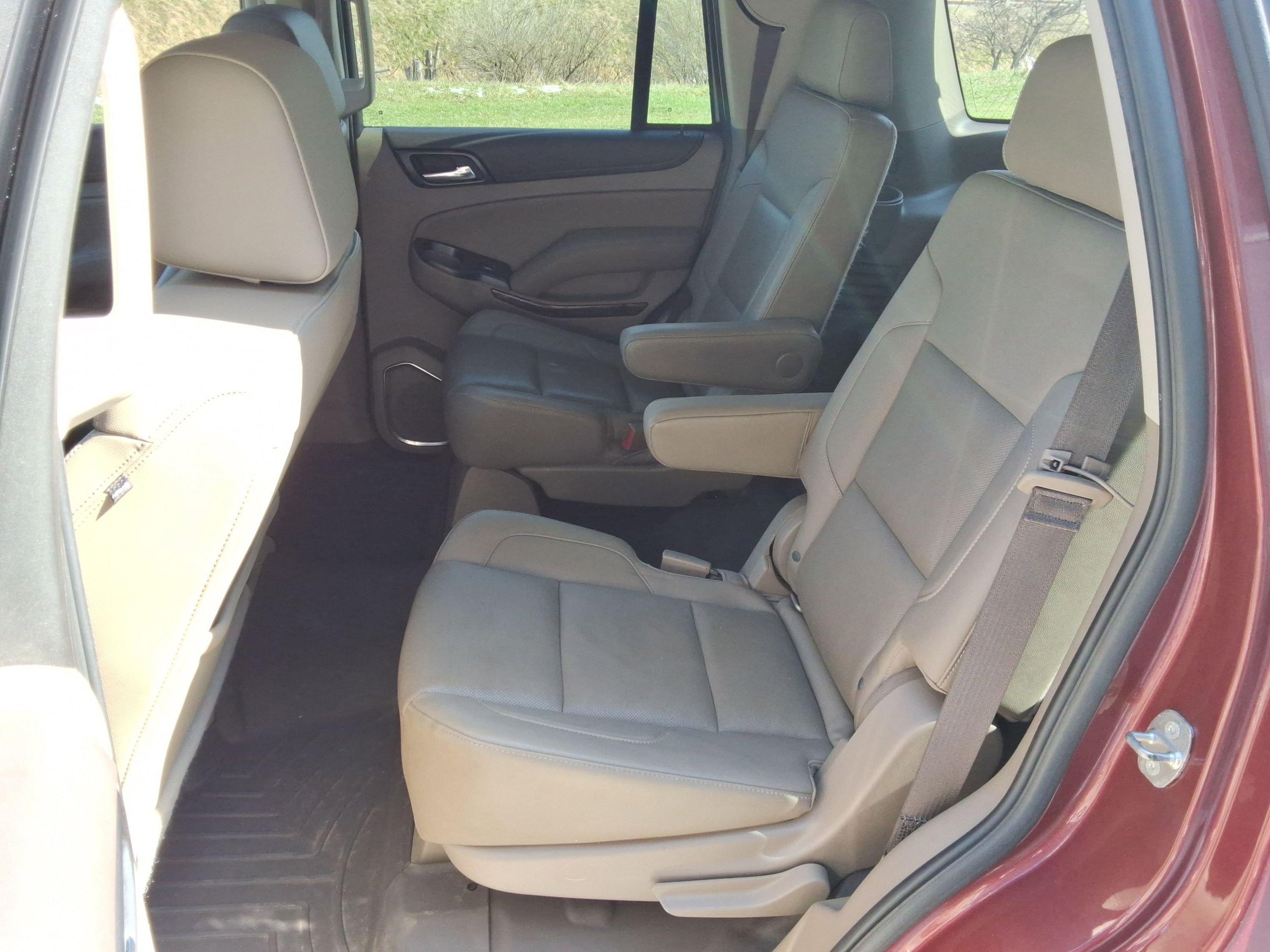 Used 2017 GMC Yukon SLT w/ Open Road Package image 30