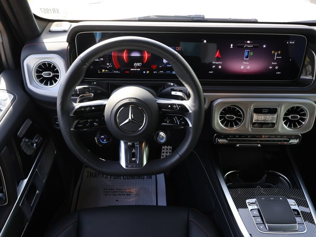 Used 2025 Mercedes-Benz G 63 AMG 4MATIC image 16