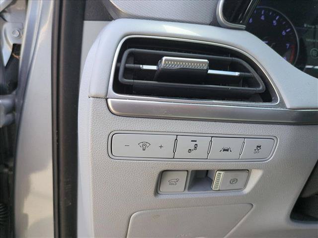 Used 2020 Hyundai Palisade SEL w/ Premium Package FWD image 11